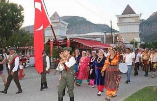 Göcek’te yayla göçü renkli görüntülerle başladı
