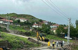 Gölbaşı Belediye Başkanı Şimşek, selden etkilenen...