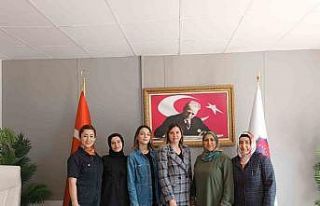 Gönüllü gençler kadın mahkumlarla buluştu