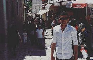 Görev yaptığı karakolun duvarına motosikletle...