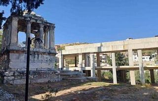 Gümüşkesen Anıtı’nın silüeti YK Enerji’nin...