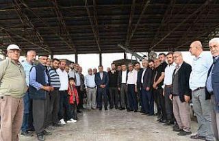 Gürkan: Buğday Pazarı Esnafını ziyaret etti