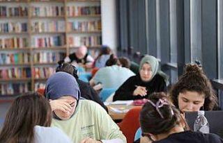 Gürsu Belediyesi’nin kütüphanesine yoğun ilgi