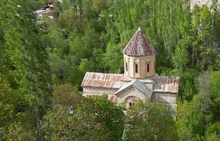 Haho Kilisesi asırlara meydan okuyor