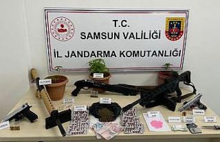 Hakkında 21 yıl hapis cezası bulunan şahıs ve...