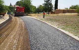 Haliliye Belediyesinden kırsalda asfalt çalışması