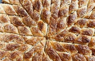 Hamarat kadınlar kolları sıvadı, çıtır baklavalar...