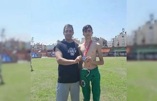 Hasan Kantaş’tan gümüş madalya