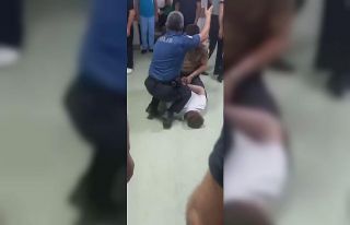 Hastaneyi birbirine katan alkollü şahsı polis böyle...
