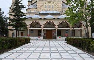 Hayırlar Selimiye Camiinin çevre düzenlemesi yapıldı