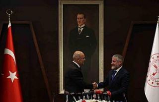 Hazine ve Maliye Bakanlığında devir teslim töreni