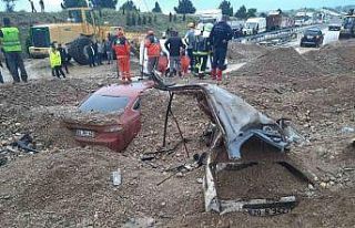 Heyelanda araçlarda mahsur kalan ölü ve yaralıların...