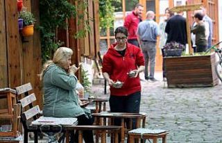 Hüma Hatun Sokağı’nın tamamın kadınlardan...