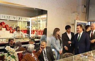 İçişleri Bakanı Yerlikay’a Hakkari’de sevgi...