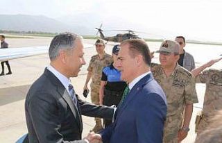 İçişleri Bakanı Yerlikaya Yüksekova’da