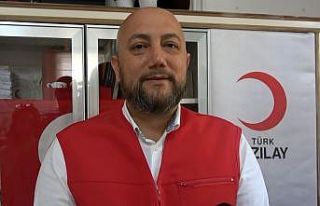 İhtiyaç Sahiplerinin Bayramlıkları Kızılay’dan