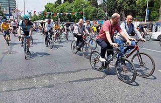 İki kıta arasında çevre için pedala bastılar