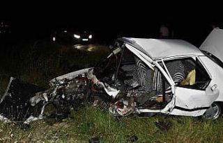 İki otomobilin karıştığı kazada 4 kişi yaralandı