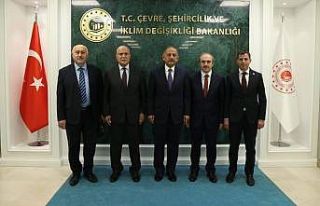 İl protokolü bir dizi ziyaretler için Ankara’da
