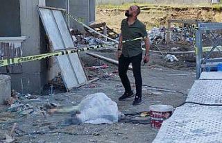 İnşaatın 22. katından yük asansörü düştü:...