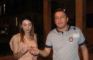 İnsanlık ölmemiş dedirten davranış: Yerde bulduğu...