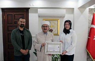 İrlandalı Stephanie İslam’ı seçerek Elif ismini...