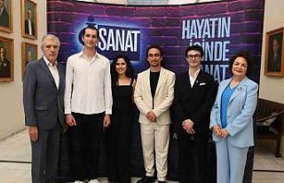 İş Sanat’ın Parlayan Yıldızları Ödüllerini...