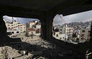 İsrail tutuklu Filistinlinin evini havaya uçurdu