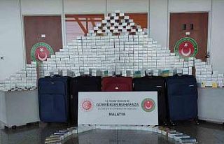 İstanbul ve Sivas’ta 6 bin 500 paket kaçak elektronik...