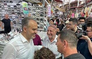 İşte örnek belediyecilik... 30 bin çocuğa bin...