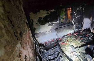 İtfaiye alevlerin arasına daldı