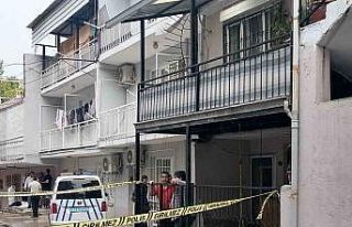 İzmir Bayraklı’daki bir evde 3 şahsın cansız...