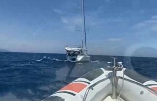 İzmir’de teknede yakalanan FETÖ firarilerinden...