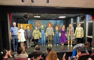 İzmit Sanat Akademisi 1 yıllık emeklerini taçlandırdı