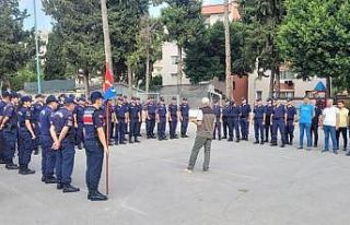 Jandarma ekiplerine orman yangınlarıyla mücadele...