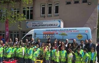 Jandarmadan öğrencilere trafik eğitimi