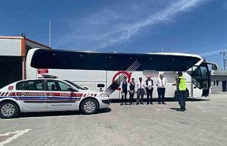 Jandarmadan otobüs sürücülerine “Trafik Güvenliği”...