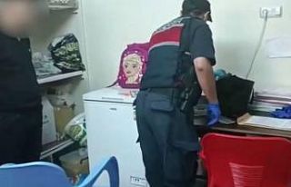 Jandarmadan vatandaşları 12 milyon lira dolandıran...