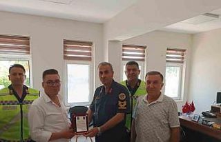 Jandarmanın radarına giren iyilik hareketi ödülsüz...