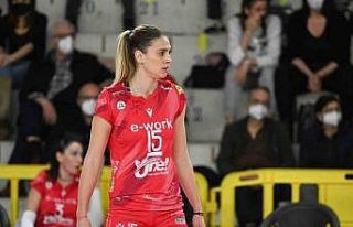 Jovana Stevanovic, Eczacıbaşı Dynavit’te