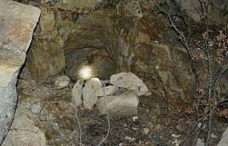 Kaçak kazı yapan 3 şahsa jandarmadan suçüstü