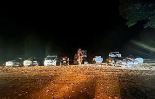 Kaçak kazı yapan 7 şahıs yakalanırken, çok sayıda...