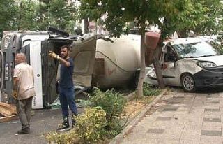 Kadıköy’de beton mikseri felaketi: 4 araç ezildi,...