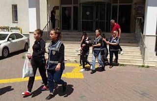 Kadın hırsızlar yakalandı