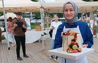 Kadınlar en tatlı yarışmada hünerlerini sergiledi