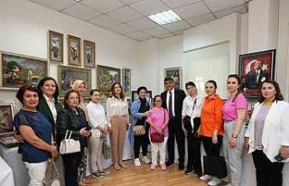 Kadınların el emekleri görücüye çıktı