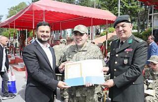 Kağıthane’de engelli bireylere asker kınası...