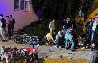 Kağızman’da 2 motosiklet kafa kafaya çarpıştı:...