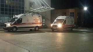 Kamyonet ve otomobil çarpıştı: 1’i çocuk 4...