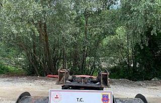 Kar küreme bıçağını çalan şahıslar jandarmadan...